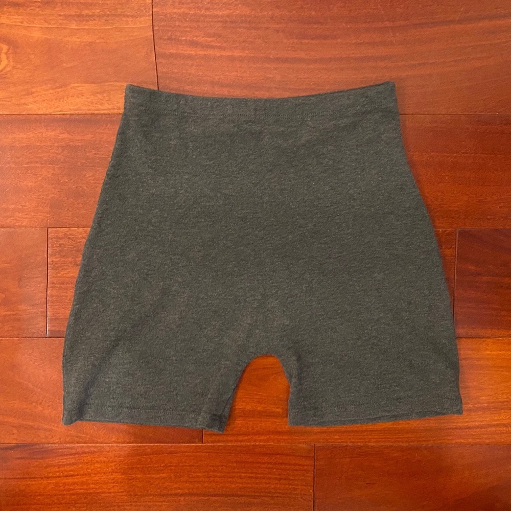 brand new brandy melville biker shorts